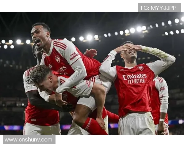 英超精彩对决多特蒙德3-0战胜那不勒斯逆转时刻点燃全场热情