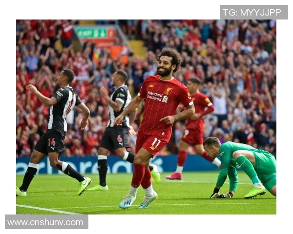 国王杯精彩对决利物浦4-0横扫那不勒斯战术解析与绝杀瞬间回顾