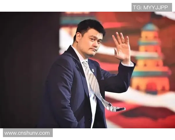 香港学生姚明的篮球梦想与奋斗历程:从校园到国际赛场的精彩故事 香港学生姚明的篮球梦想与奋斗历程:从校园到国际赛场的精彩故事